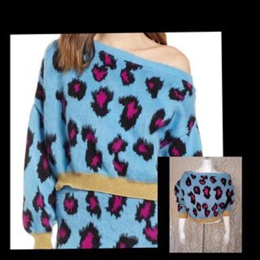 Top shop off the shoulder blue leopard print sweater size 6 street wear 90s Y2K